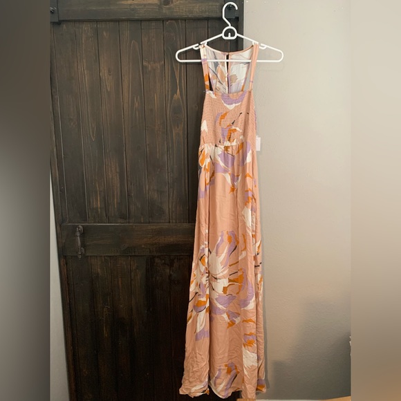 O’NEIL Maxi Dress - Picture 1 of 2